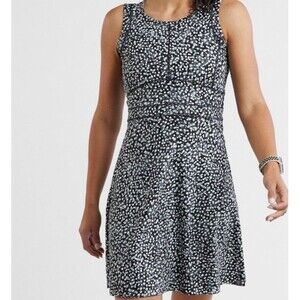 Title Nine Fit Flare Athletic Dream Dress Buttah Fabric Polka Dot Black Large
